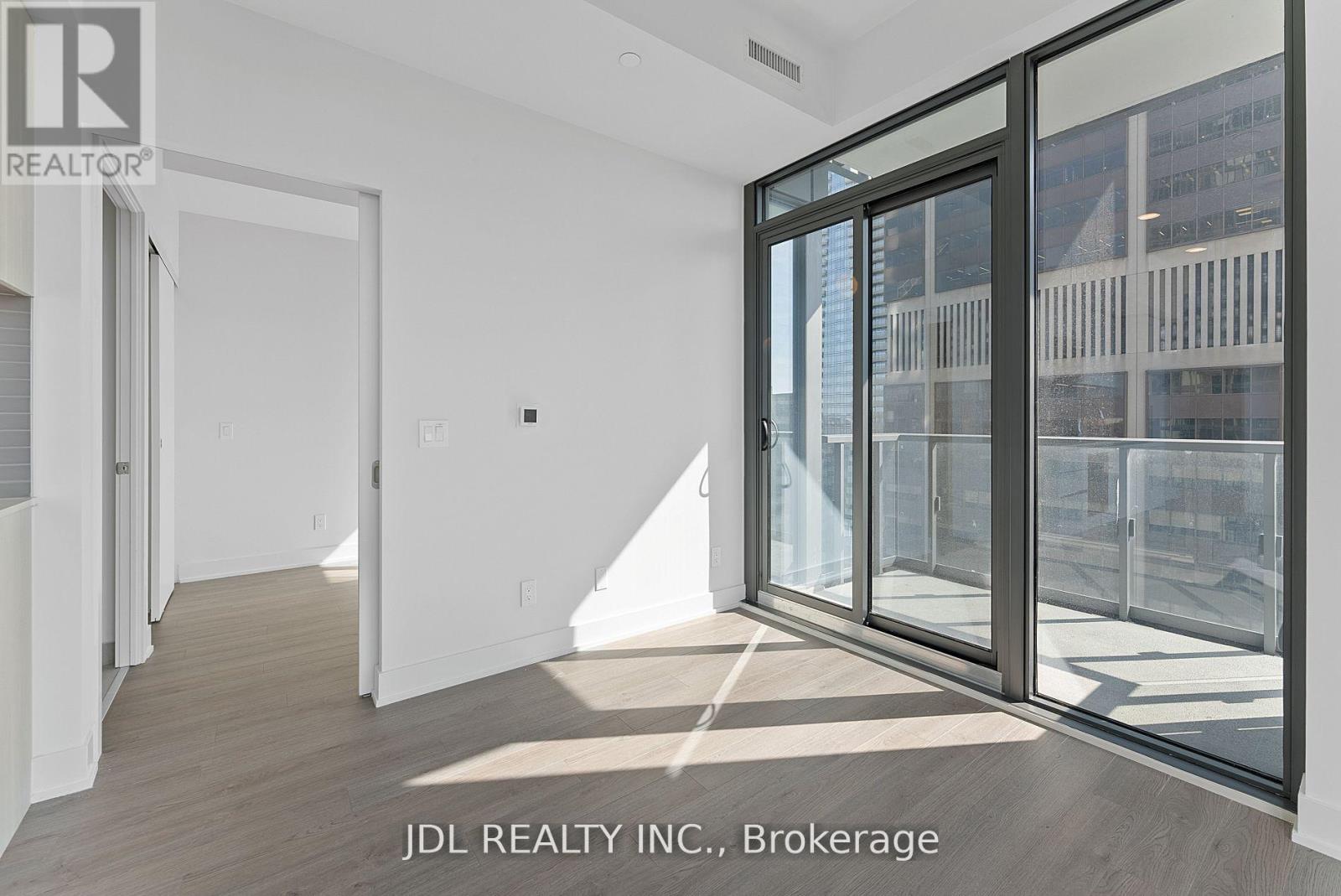 2103 - 8 Cumberland Street, Toronto, Ontario  M4W 0B6 - Photo 12 - C13075982