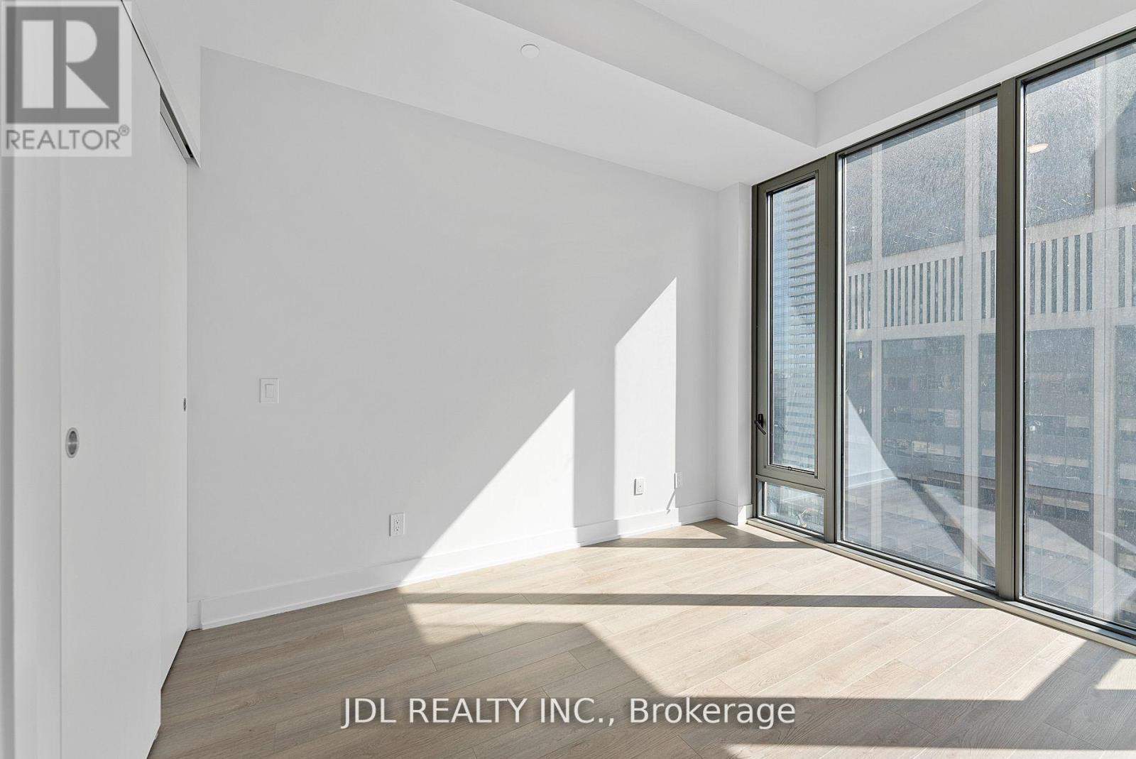 2103 - 8 Cumberland Street, Toronto, Ontario  M4W 0B6 - Photo 16 - C13075982