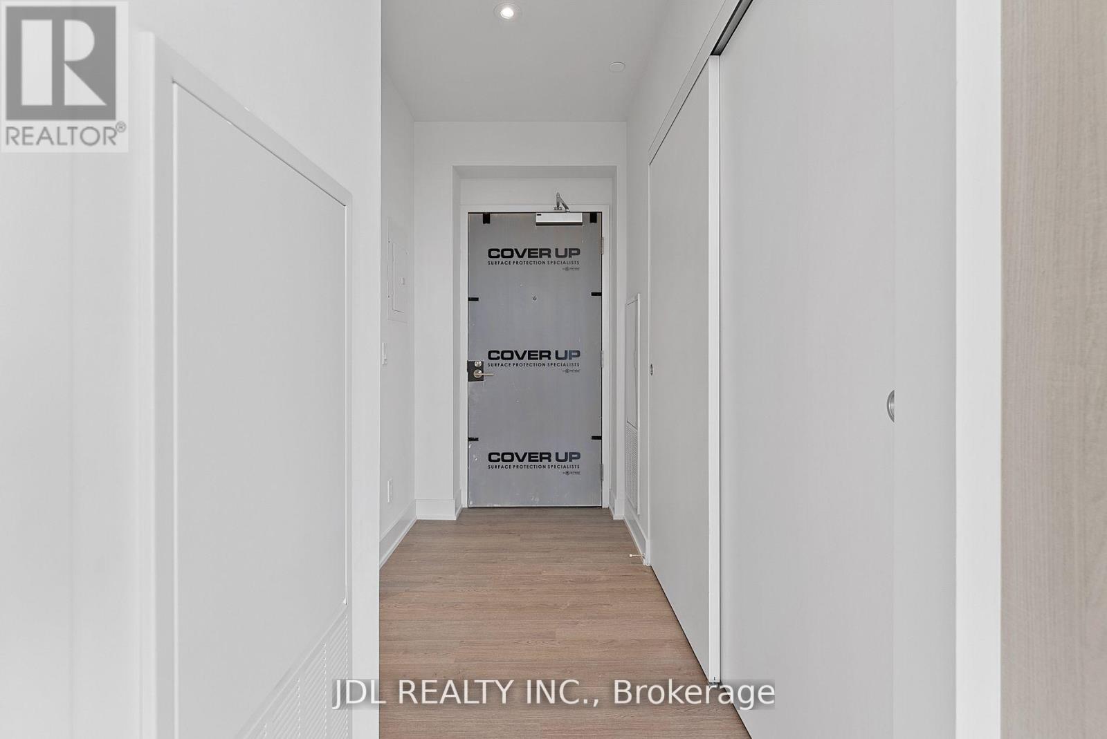 2103 - 8 Cumberland Street, Toronto, Ontario  M4W 0B6 - Photo 4 - C13075982