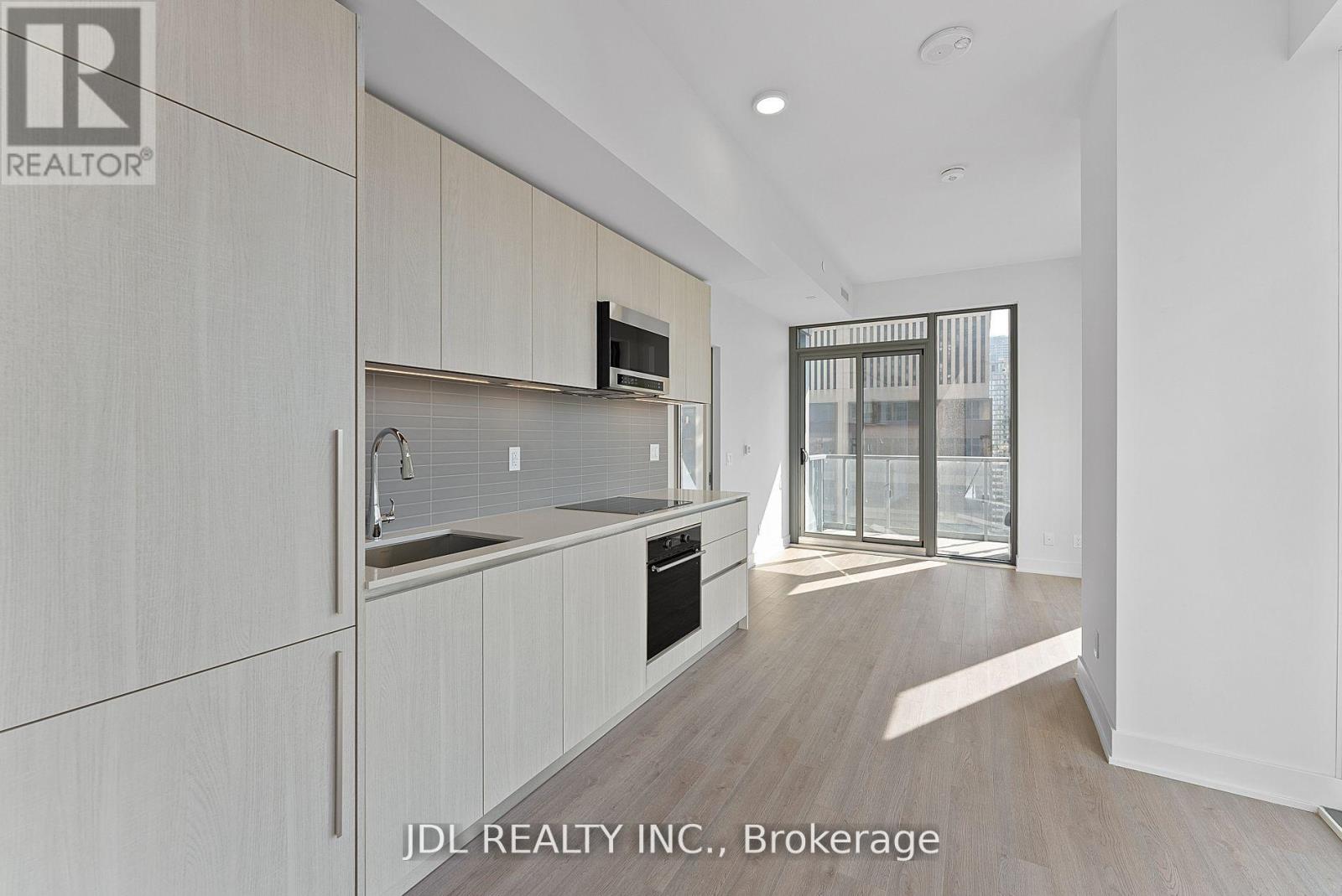 2103 - 8 Cumberland Street, Toronto, Ontario  M4W 0B6 - Photo 7 - C13075982