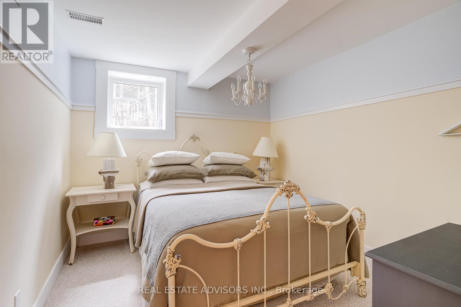 9387 County Road 9 Road, Clearview, Ontario  L0M 1G0 - Photo 38 - S13075986