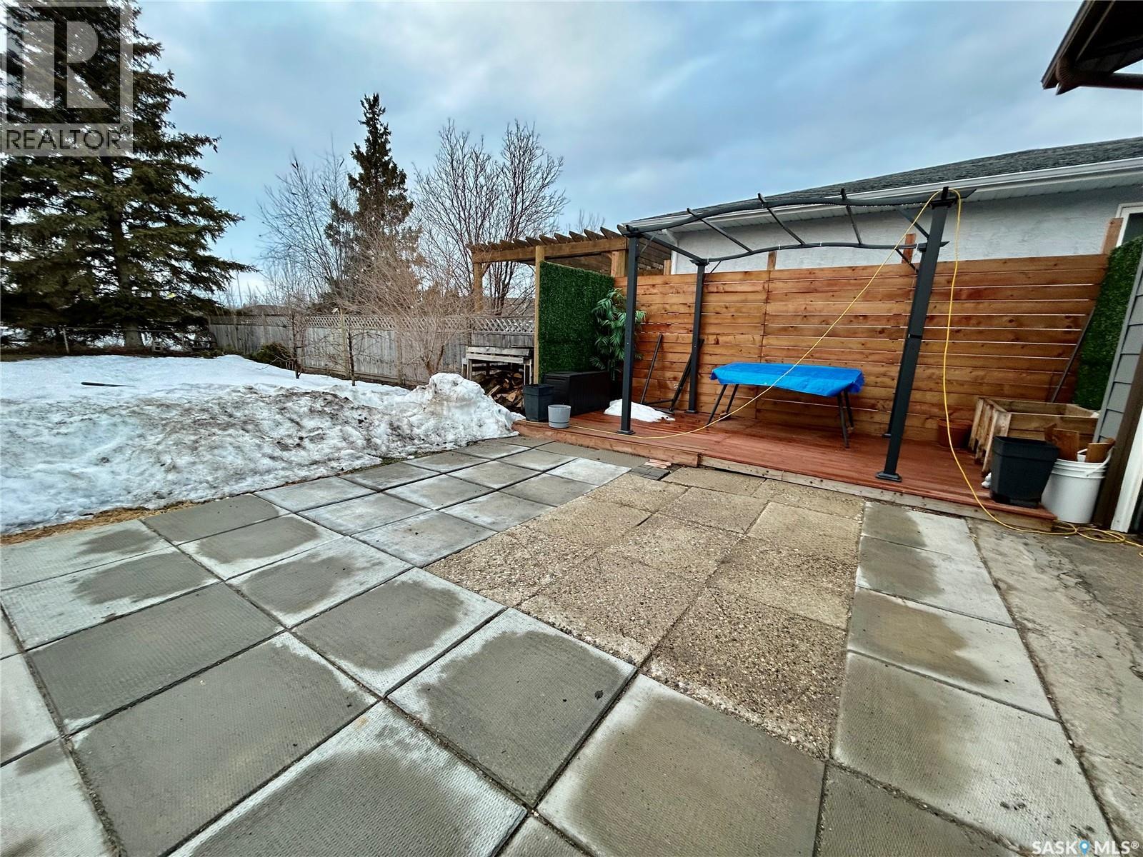 404 5th Street N, Nipawin, Saskatchewan  S0E 1E0 - Photo 34 - SK034645