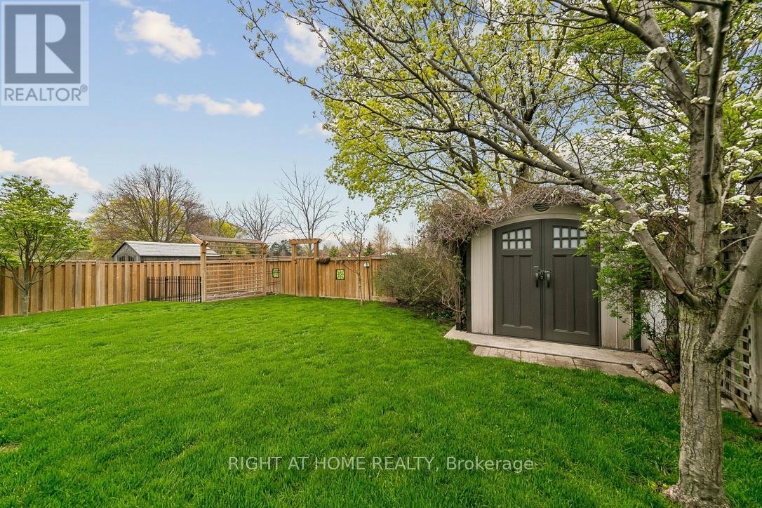 1362 Sycamore Drive, Burlington, Ontario  L7M 1H2 - Photo 41 - W13075990