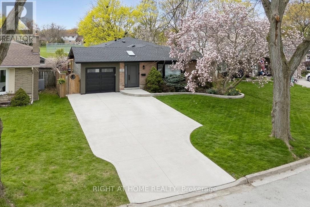 1362 Sycamore Drive, Burlington, Ontario  L7M 1H2 - Photo 44 - W13075990