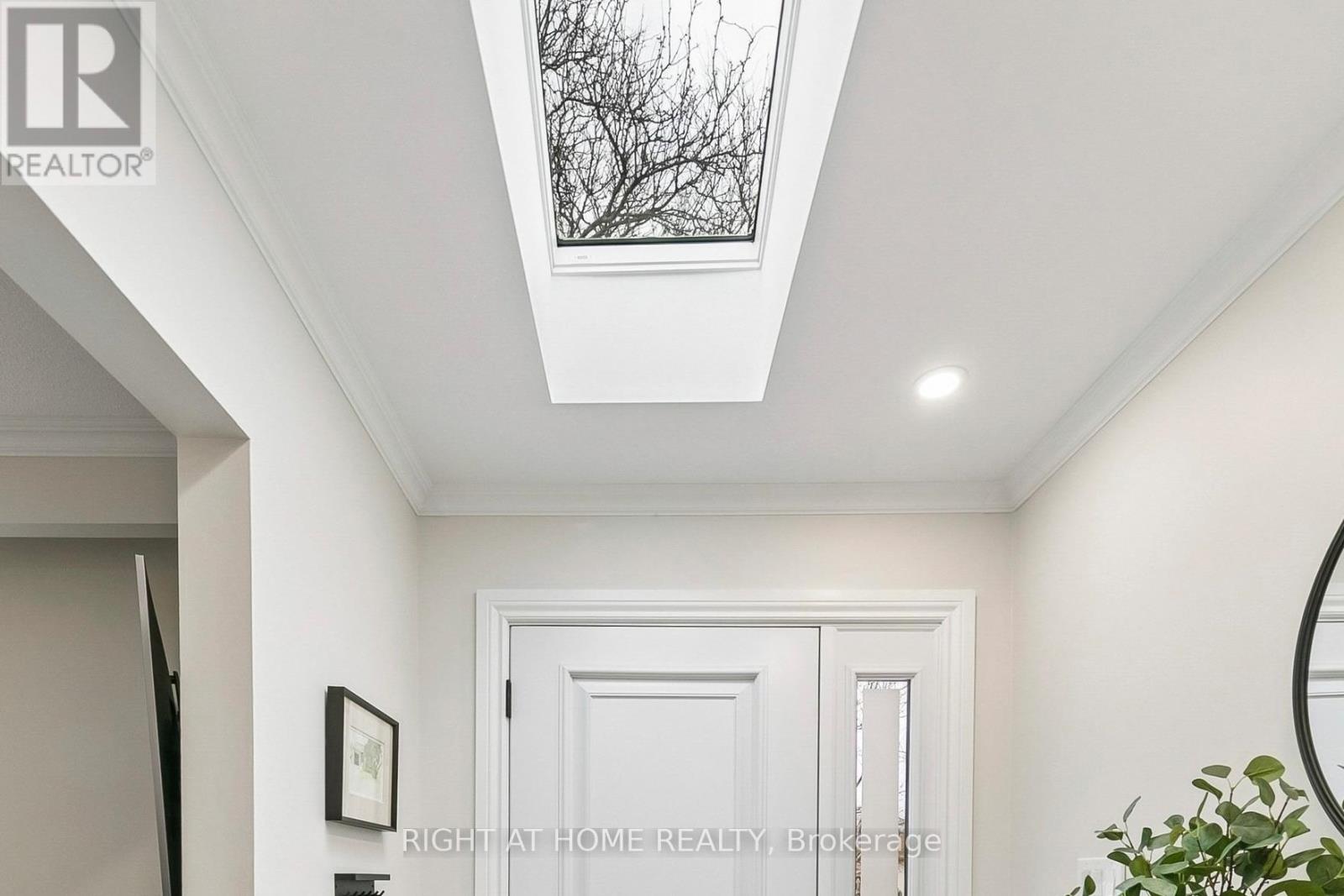 1362 Sycamore Drive, Burlington, Ontario  L7M 1H2 - Photo 7 - W13075990