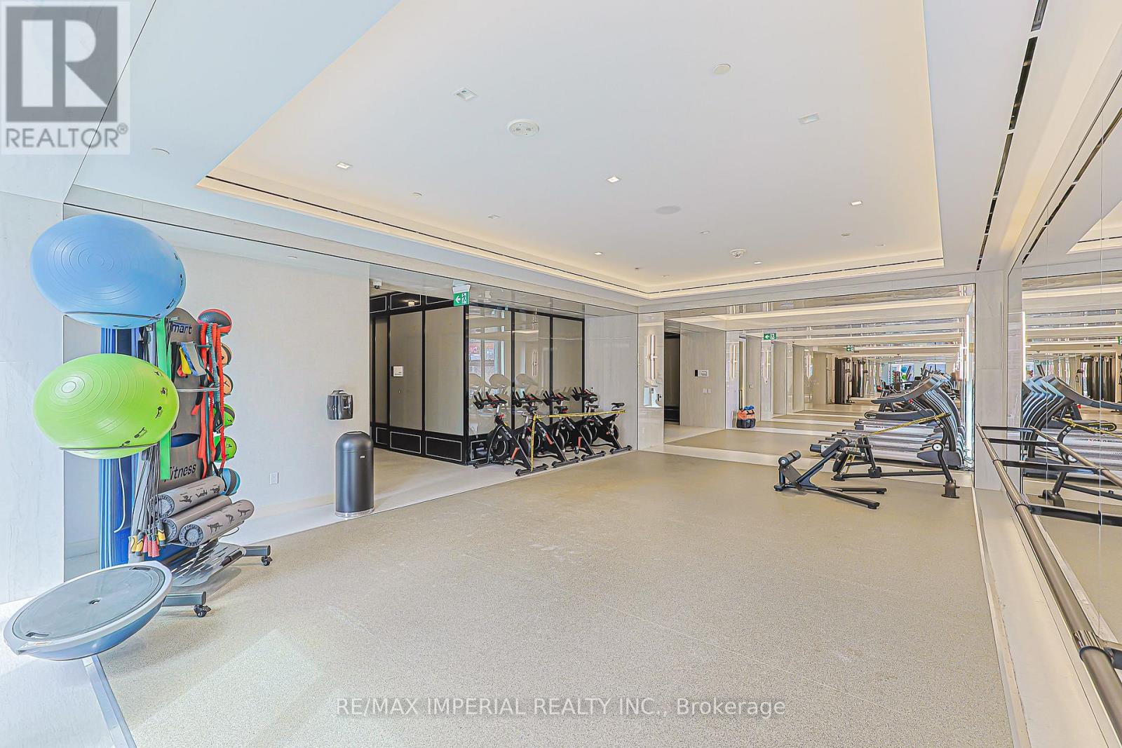 4007 - 8 Wellesley Street W, Toronto, Ontario  M4Y 0J5 - Photo 35 - C13073596