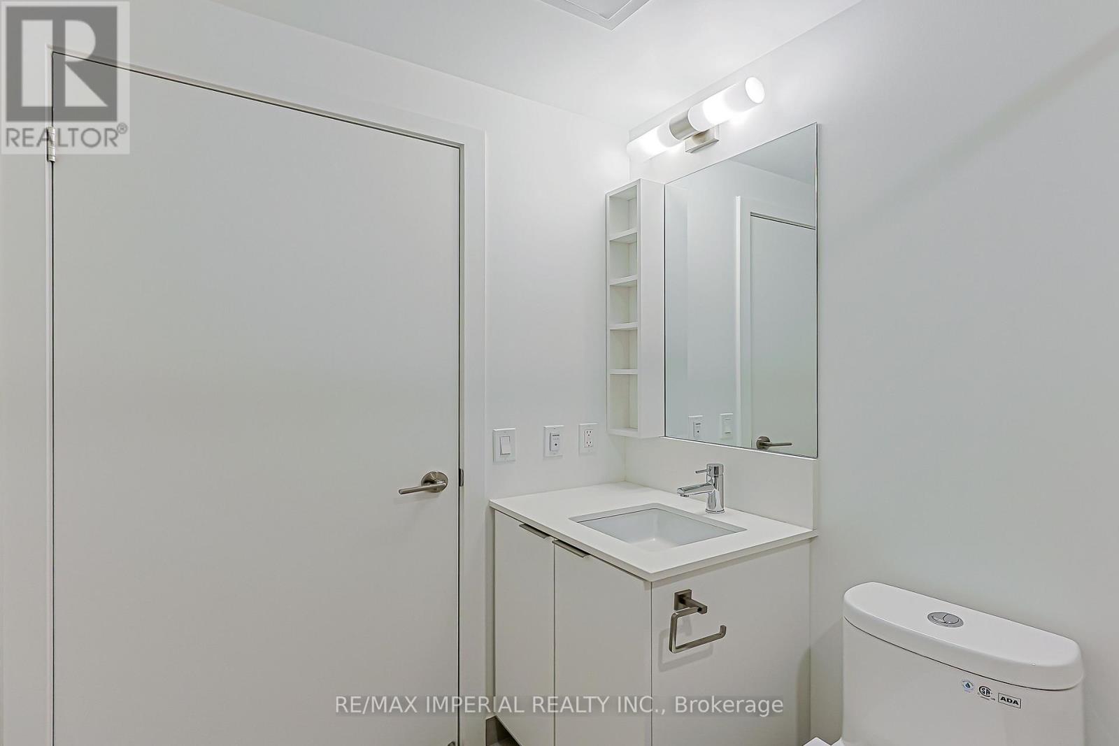 4007 - 8 Wellesley Street W, Toronto, Ontario  M4Y 0J5 - Photo 30 - C13073596