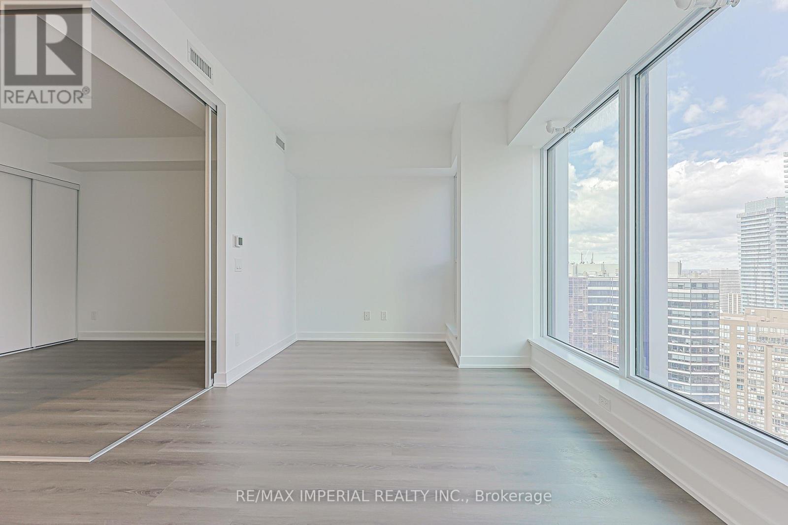 4007 - 8 Wellesley Street W, Toronto, Ontario  M4Y 0J5 - Photo 24 - C13073596