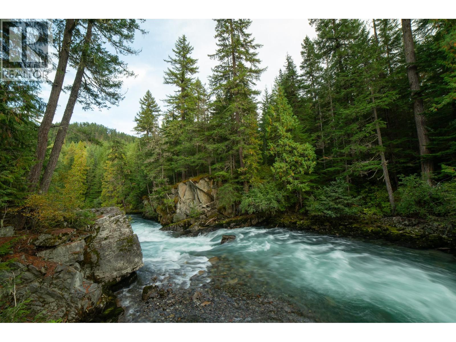 Lot 10 1726 River Run Place, Whistler, British Columbia  V8E 1P4 - Photo 2 - R3118703