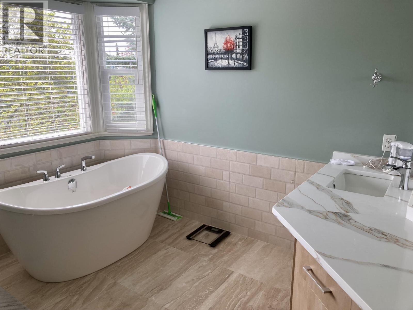 15 Parkwood Place, Port Moody, British Columbia  V3H 4K7 - Photo 19 - R3016534