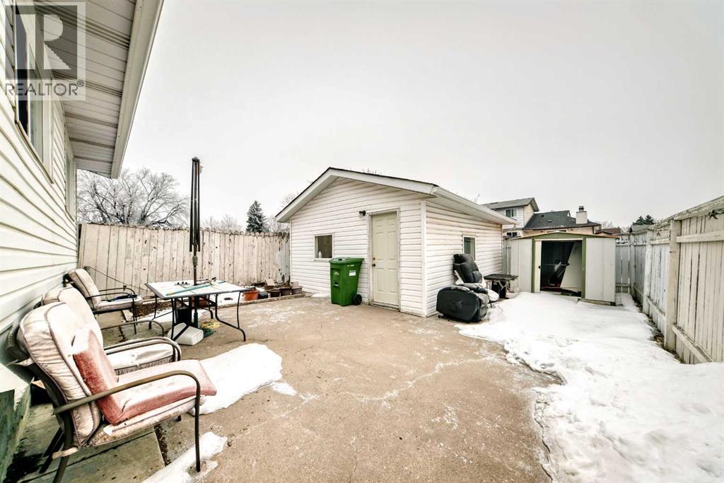 130 Pinemeadow Road NE, Calgary, Alberta  T1Y 4N9 - Photo 27 - A2290921