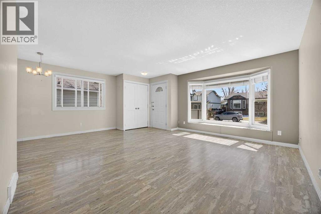 84 Macewan Glen Way Nw, Calgary, Alberta  T2K 2G7 - Photo 12 - A2307010