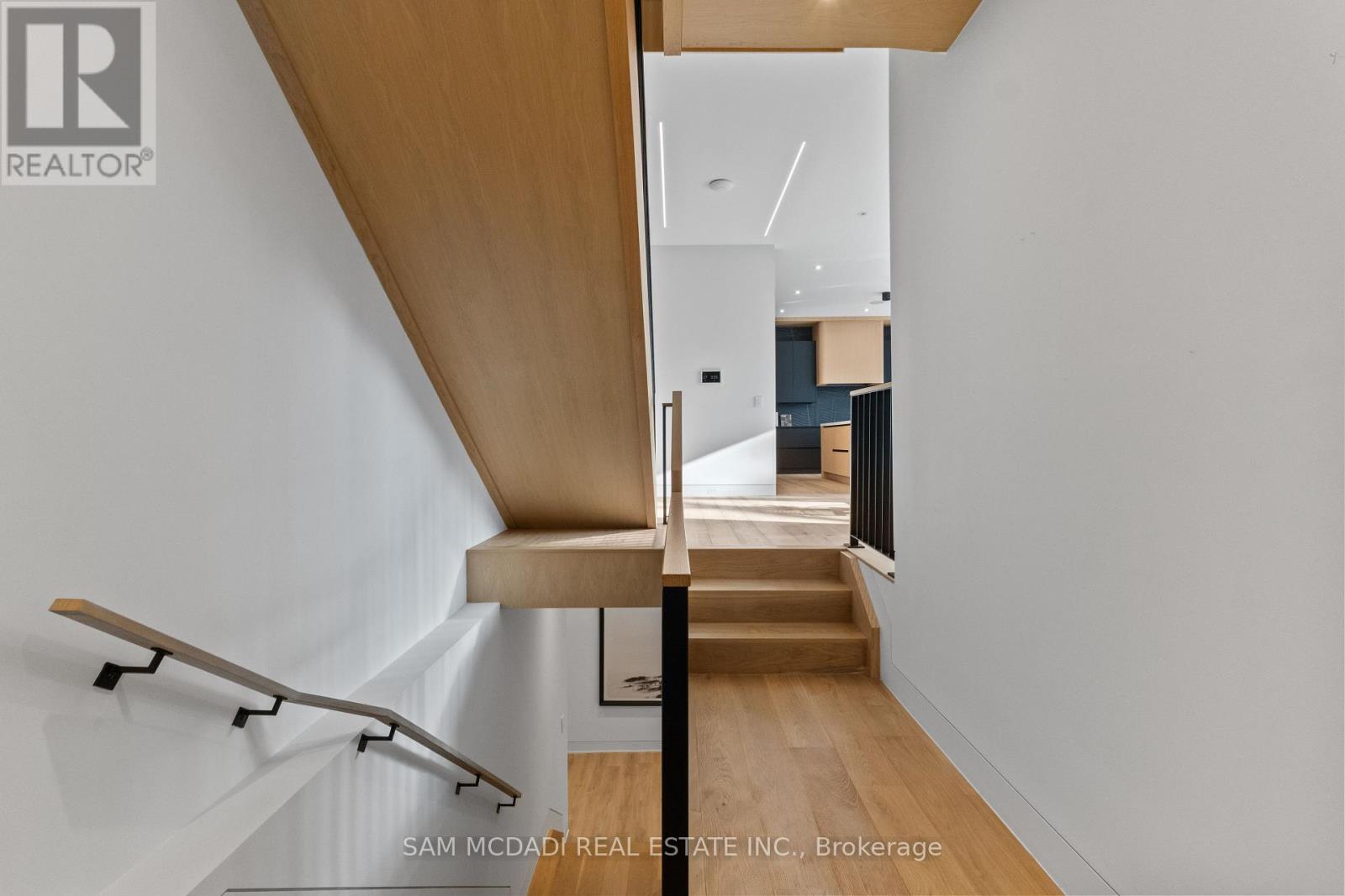 2186 Harcourt Crescent, Mississauga, Ontario  L4Y 1W1 - Photo 35 - W12851210