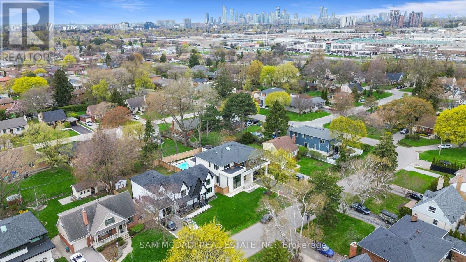 2186 Harcourt Crescent, Mississauga, Ontario  L4Y 1W1 - Photo 50 - W12851210