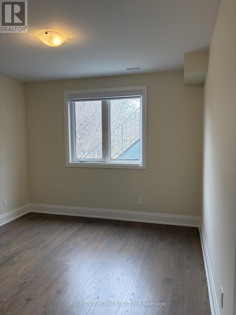 Apt 2 - 225 Mcroberts Avenue, Toronto, Ontario  M6E 4P3 - Photo 8 - W12985136