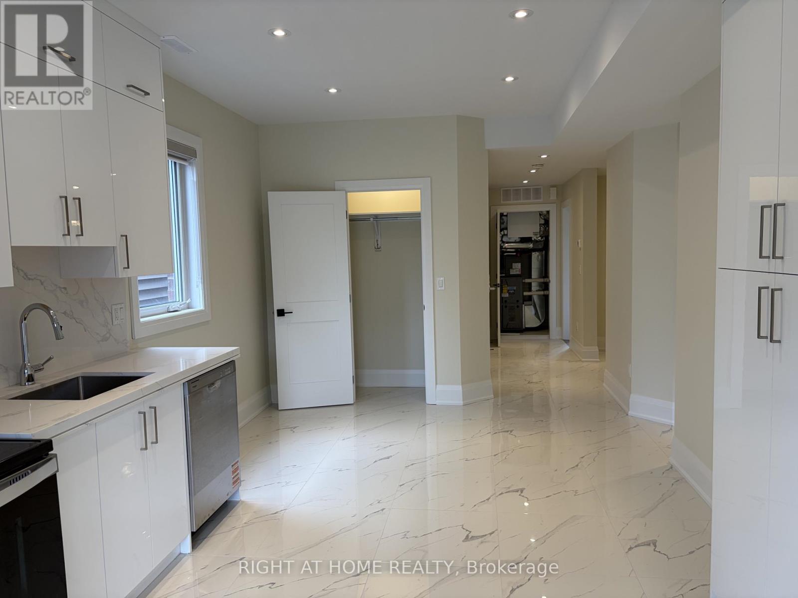 Apt 2 - 225 Mcroberts Avenue, Toronto, Ontario  M6E 4P3 - Photo 3 - W12985136