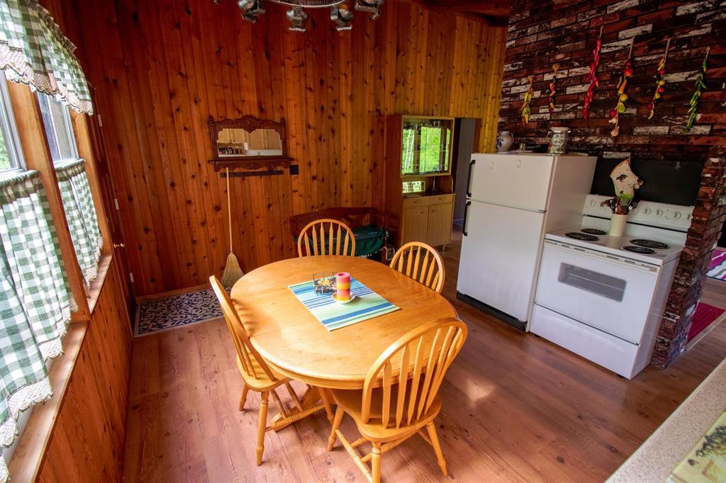 257 Ta-Wa-Pit Drive, Clear Lake, Manitoba  R0J 2H0 - Photo 3 - 202609147