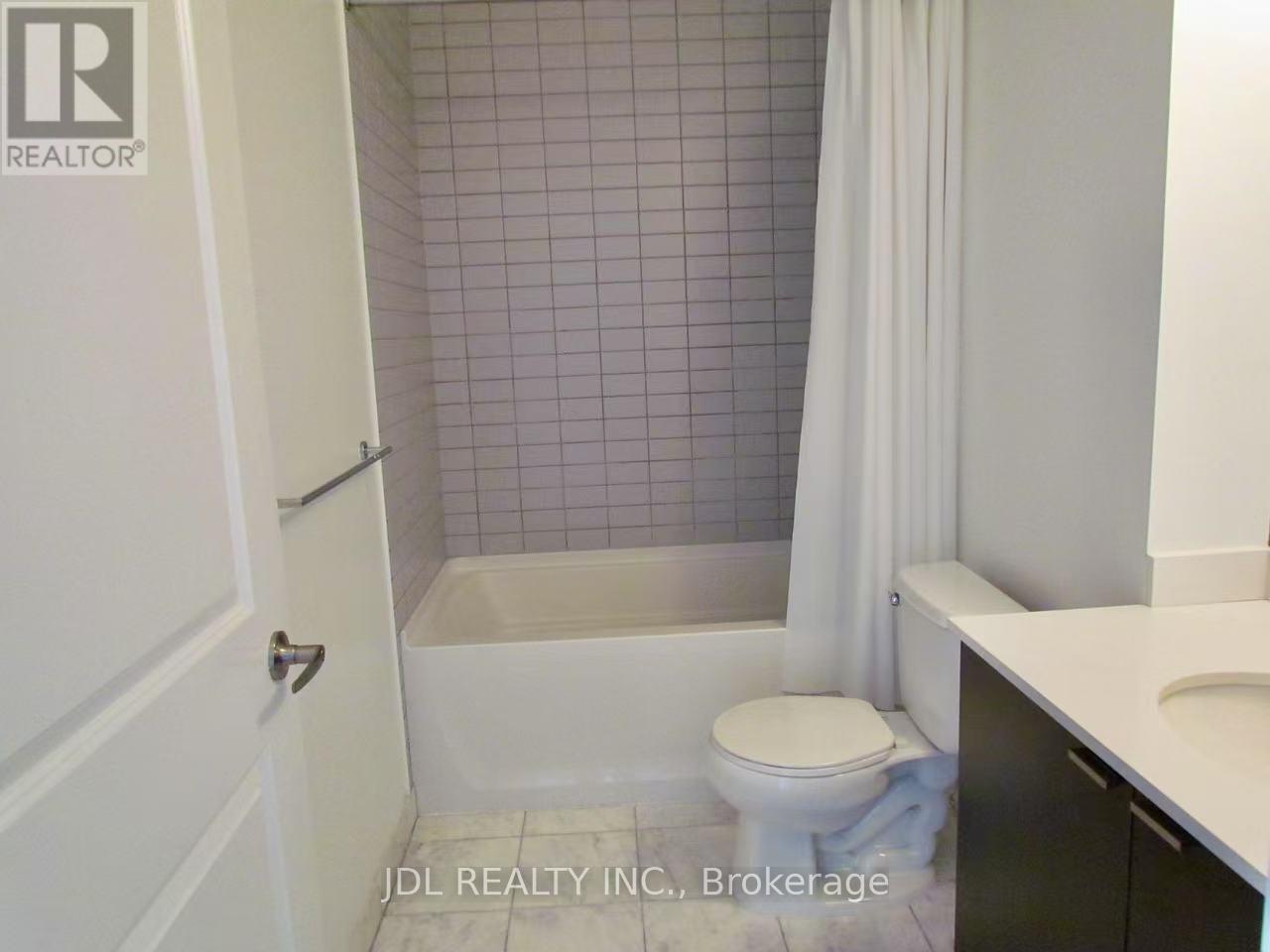 915 - 35 Hayden Street, Toronto, Ontario  M4Y 3C3 - Photo 7 - C13076016