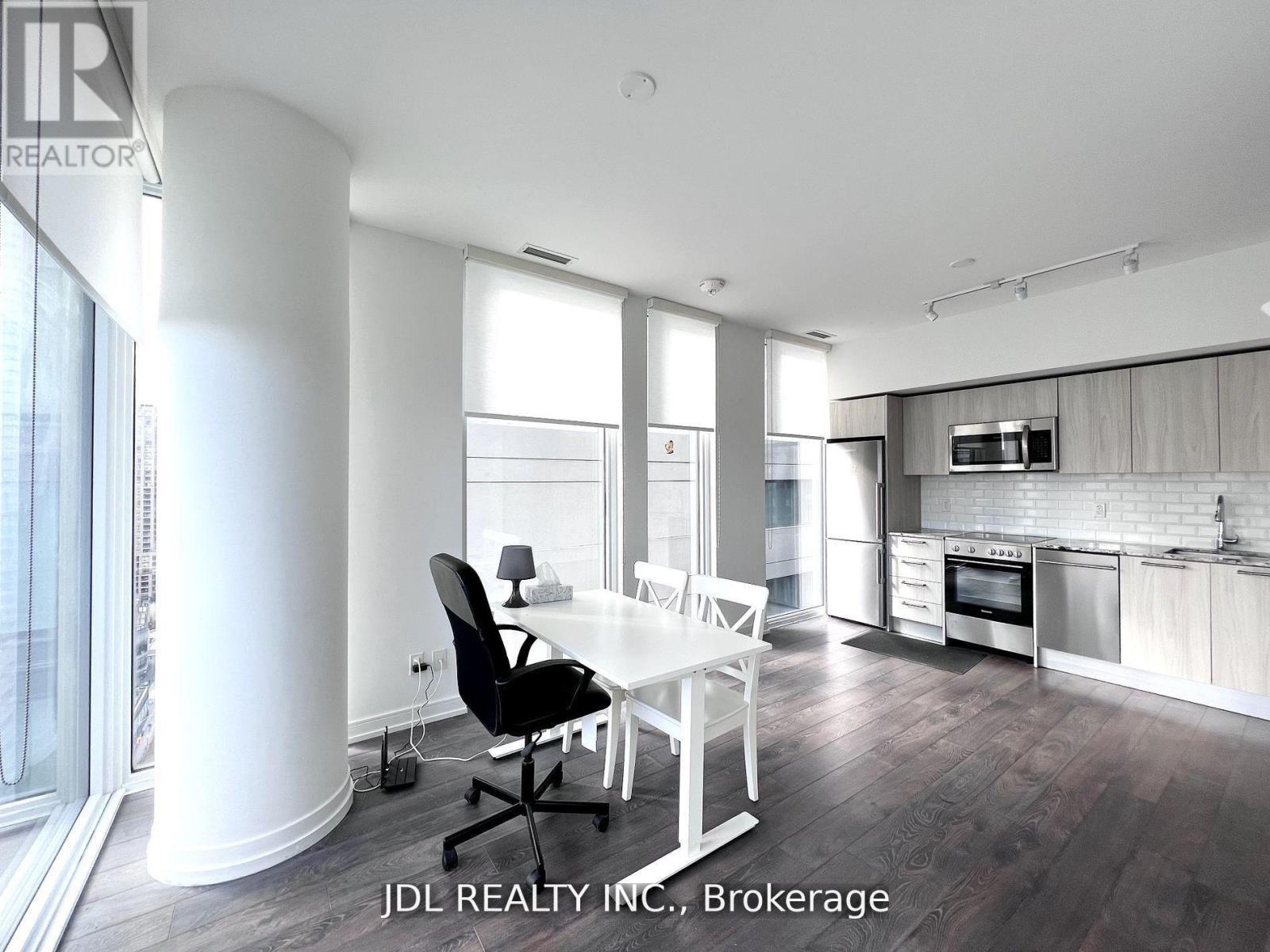 2102 - 28 Wellesley Street E, Toronto, Ontario  M4Y 0C4 - Photo 3 - C13076030