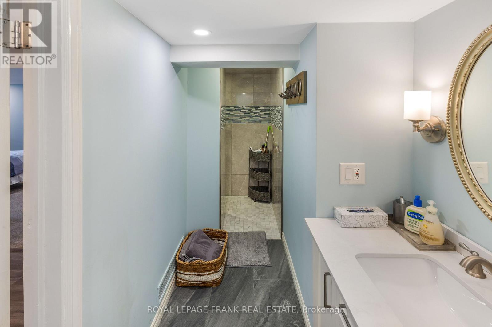 68 Burling Place, Newmarket, Ontario  L3Y 5W4 - Photo 37 - N13049382