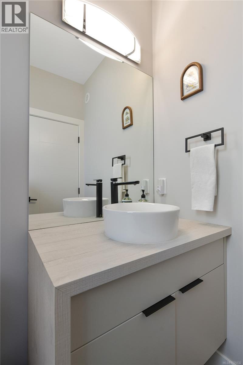 6537 Helgesen Rd, Sooke, British Columbia  V9Z 0V7 - Photo 16 - 1025532