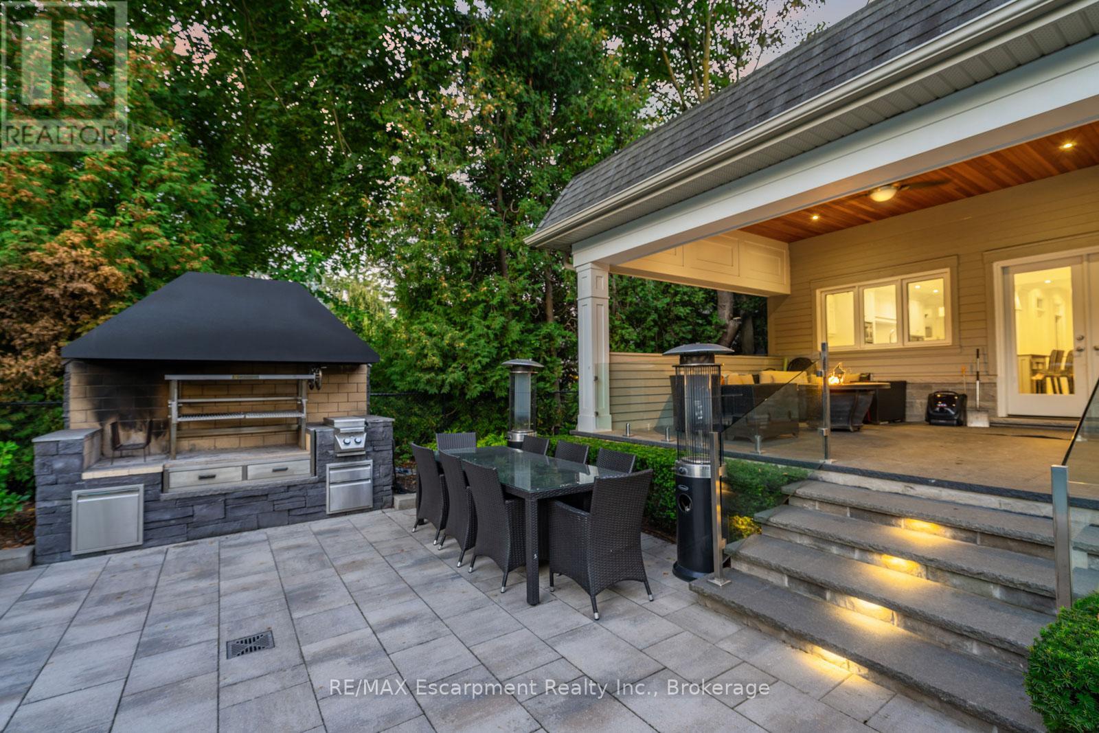 3087 Lakeshore Road, Burlington, Ontario  L7N 1A3 - Photo 40 - W12986602