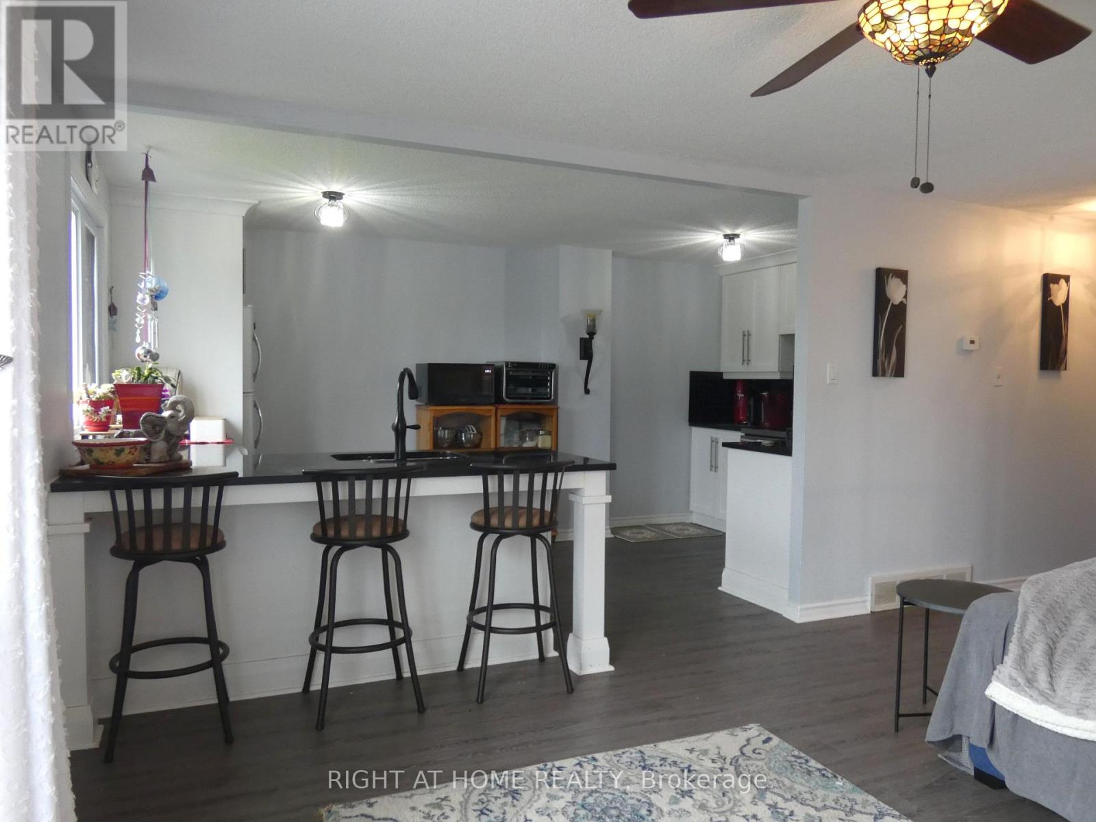 169 Castlefrank Road, Ottawa, Ontario  K2L 1T3 - Photo 5 - X13076050