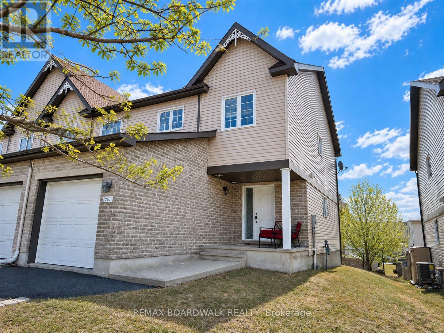240 ELIOT STREET, Clarence-Rockland, Ontario