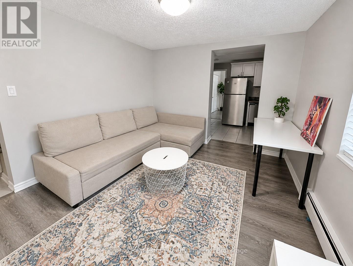 101 - 2411 New Street, Burlington, Ontario  L7R 1K2 - Photo 2 - W13076042