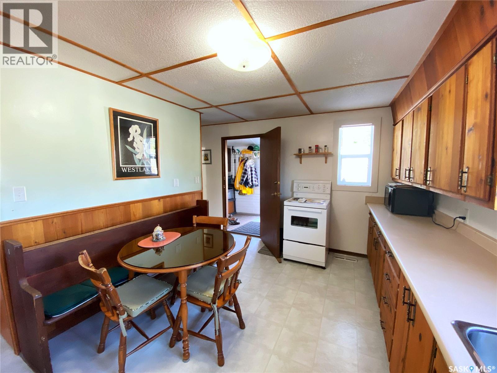 1010 Railway Avenue, Elbow, Saskatchewan  S0H 1J0 - Photo 23 - SK034687