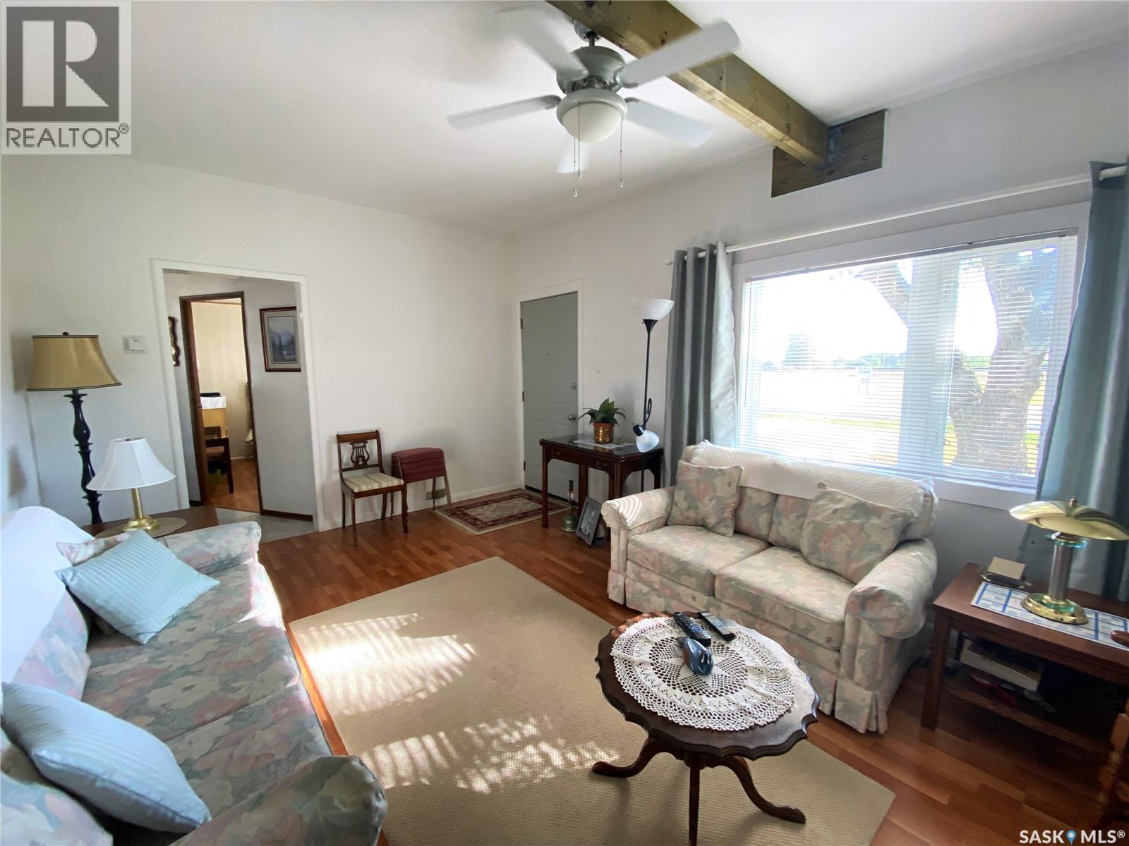 1010 Railway Avenue, Elbow, Saskatchewan  S0H 1J0 - Photo 25 - SK034687