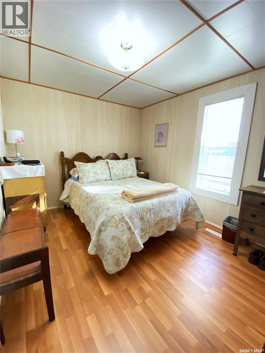 1010 Railway Avenue, Elbow, Saskatchewan  S0H 1J0 - Photo 28 - SK034687