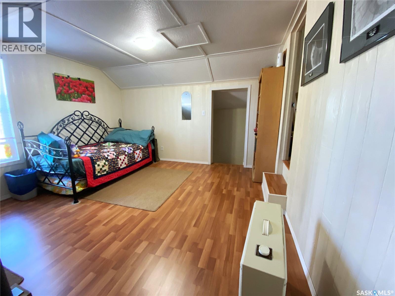 1010 Railway Avenue, Elbow, Saskatchewan  S0H 1J0 - Photo 37 - SK034687