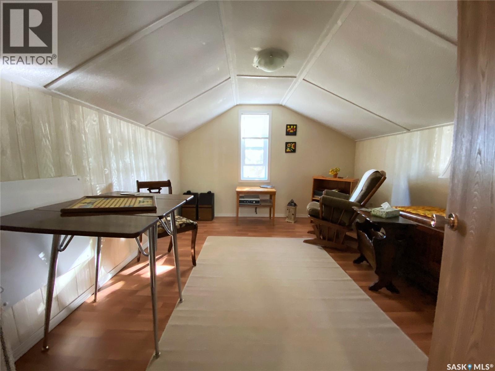 1010 Railway Avenue, Elbow, Saskatchewan  S0H 1J0 - Photo 39 - SK034687