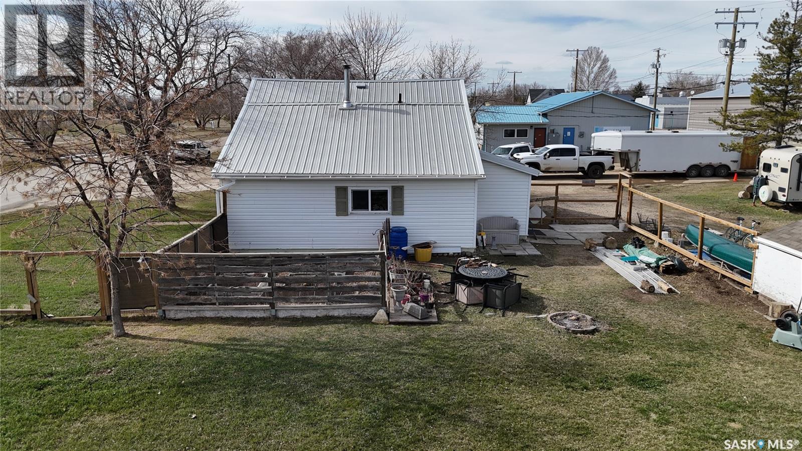 1010 Railway Avenue, Elbow, Saskatchewan  S0H 1J0 - Photo 8 - SK034687