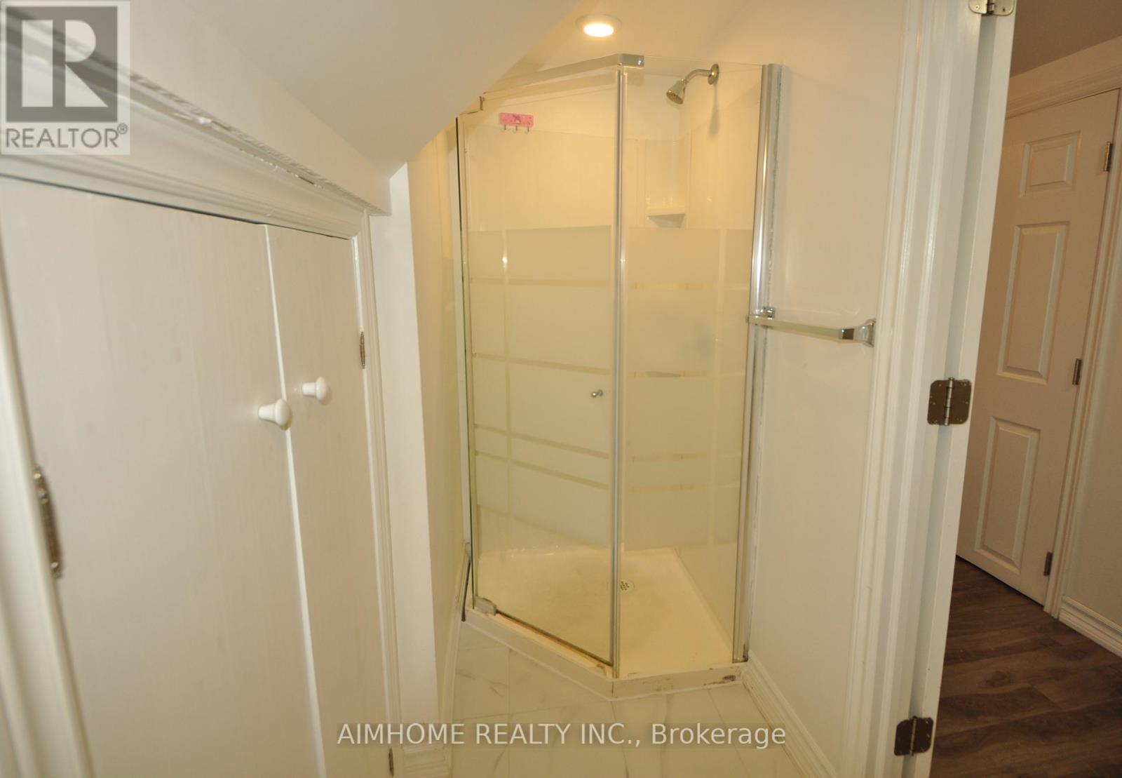 Lower Level - 33 Wye Valley Road, Toronto, Ontario  M1P 2A5 - Photo 8 - E12958332