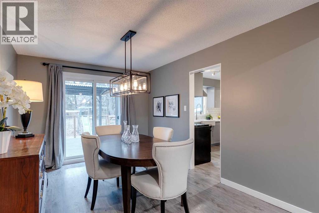 4023 Varmoor Road Nw, Calgary, Alberta  T3A 0B1 - Photo 8 - A2288799