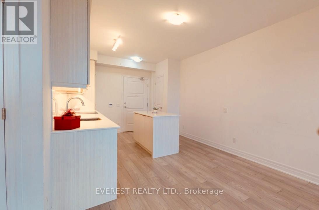 2409 - 36 Elm Drive W, Mississauga, Ontario  L5B 0N3 - Photo 11 - W12958014