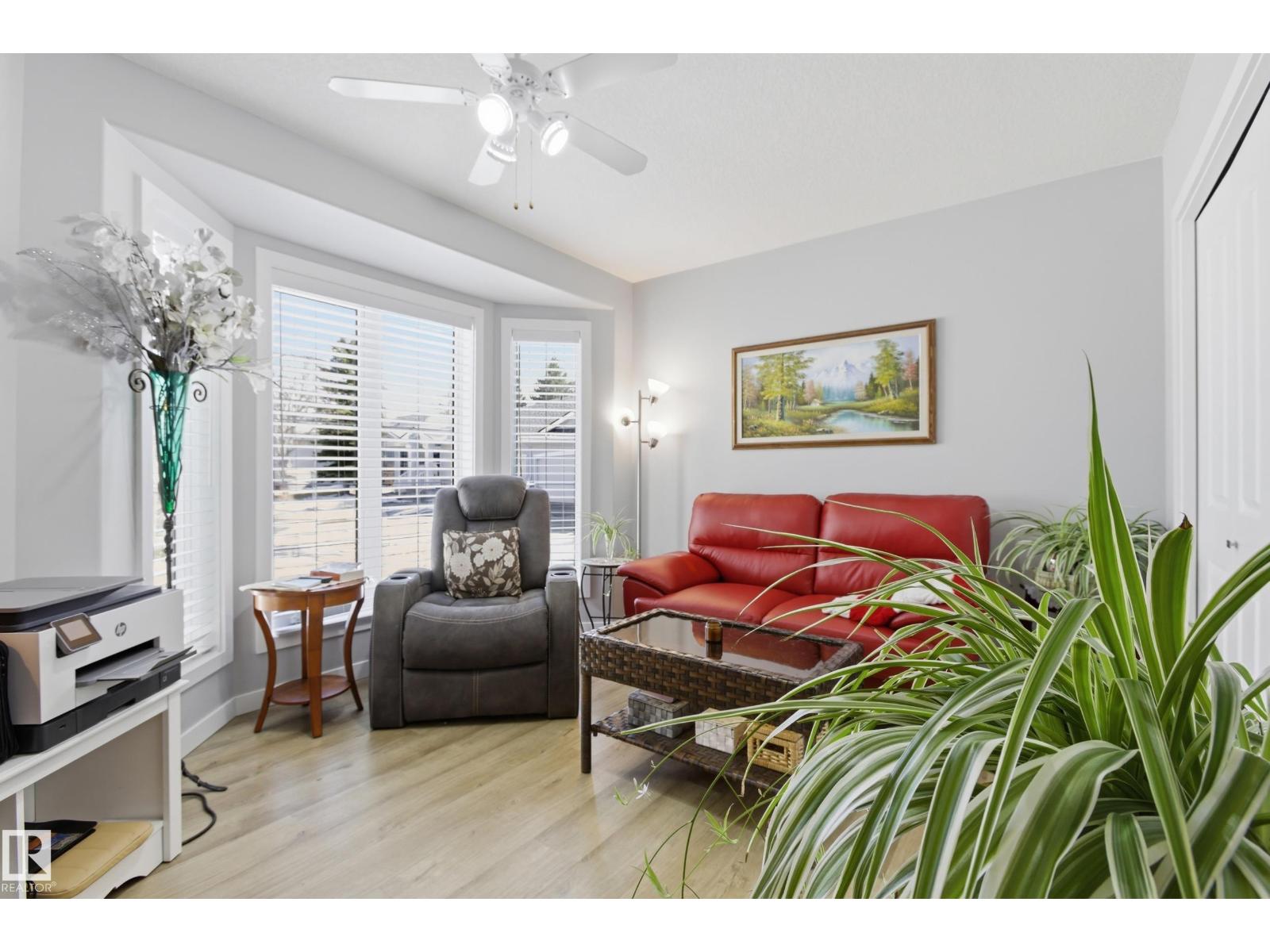 295 Youville Dr E Nw, Edmonton, Alberta  T6L 7E7 - Photo 5 - E4485459