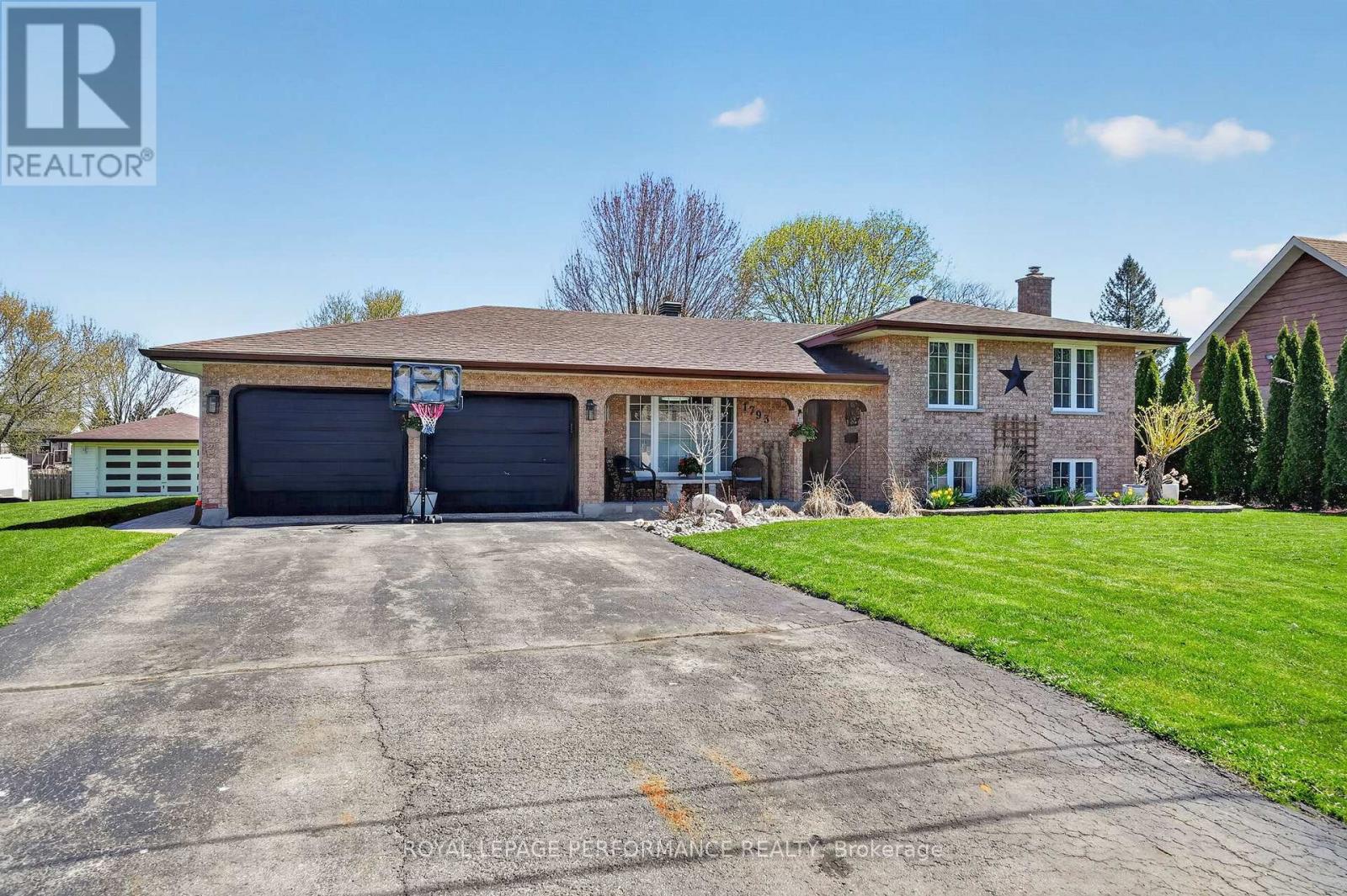 1793 Dewhurst Avenue, Cornwall, Ontario  K6J 3N1 - Photo 2 - X13076068