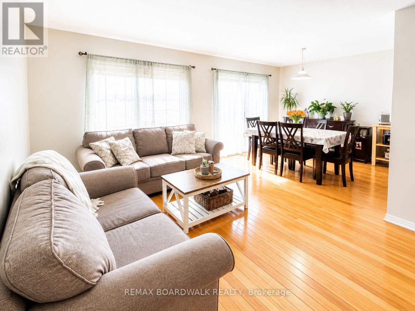 240 Eliot Street, Clarence-Rockland, Ontario  K4K 0E6 - Photo 11 - X12992452