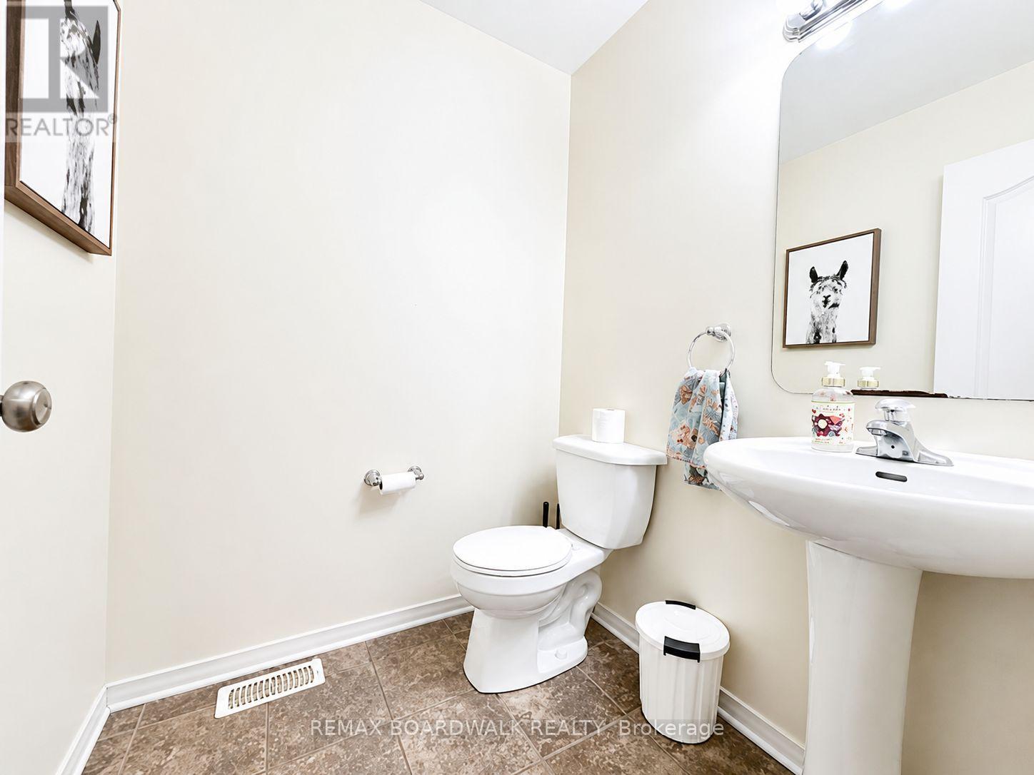 240 Eliot Street, Clarence-Rockland, Ontario  K4K 0E6 - Photo 6 - X12992452