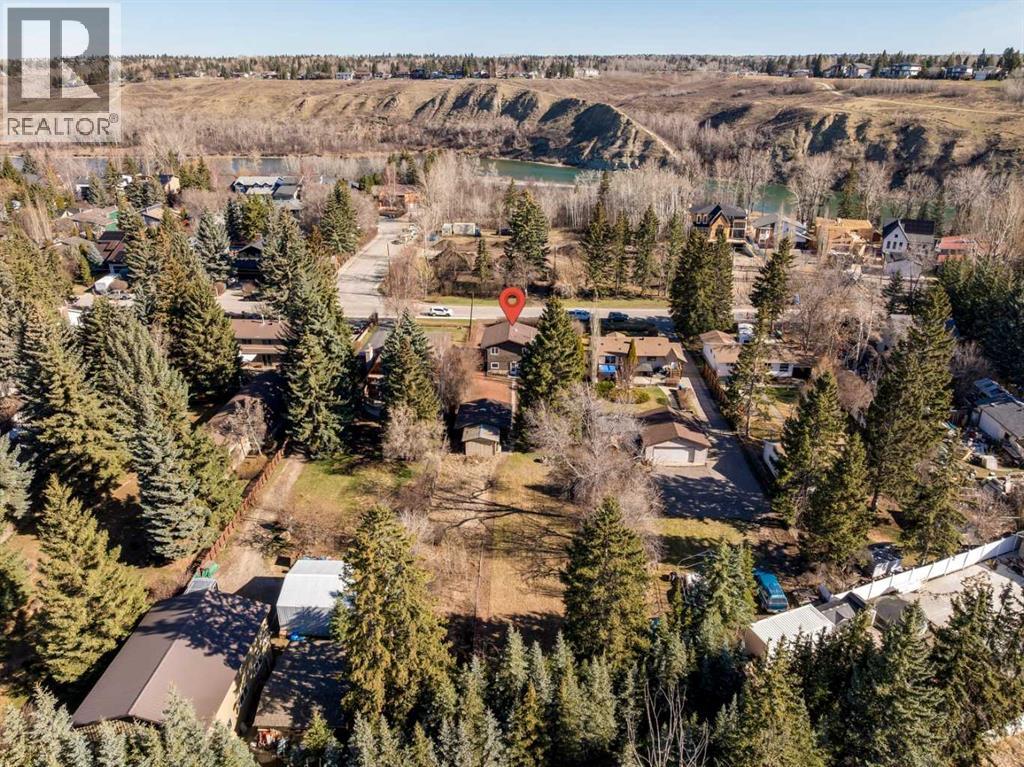 7223 Bow Crescent NW, Calgary, Alberta