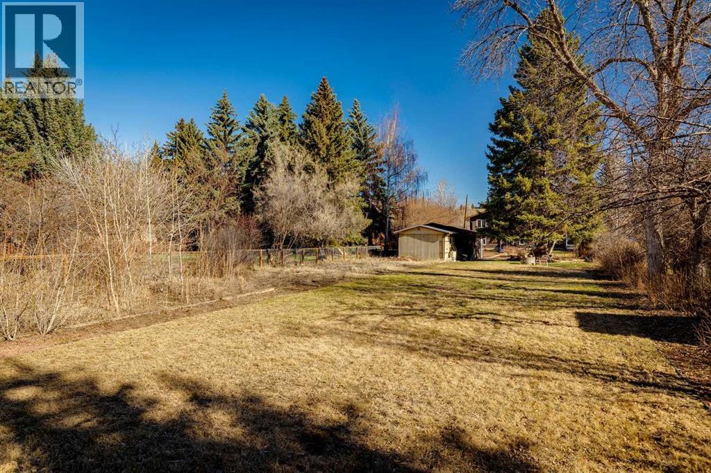 7223 Bow Crescent Nw, Calgary, Alberta  T3B 2C9 - Photo 29 - A2291742