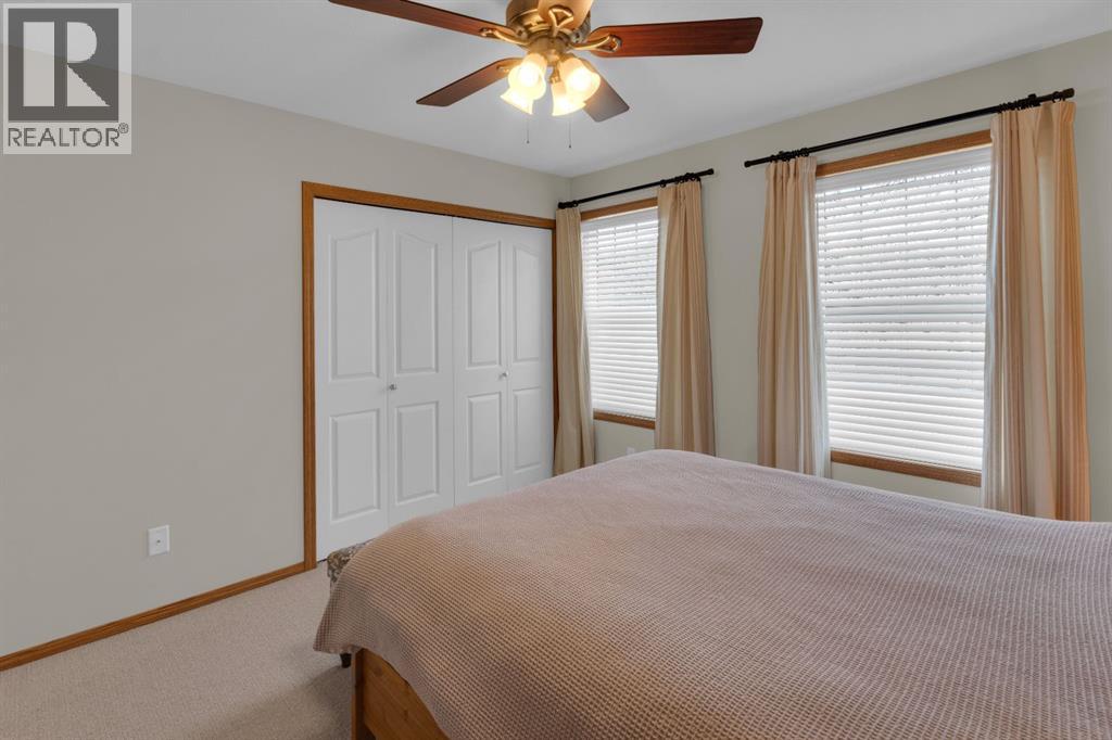 105 Everstone Way Sw, Calgary, Alberta  T2Y 4J6 - Photo 12 - A2302678