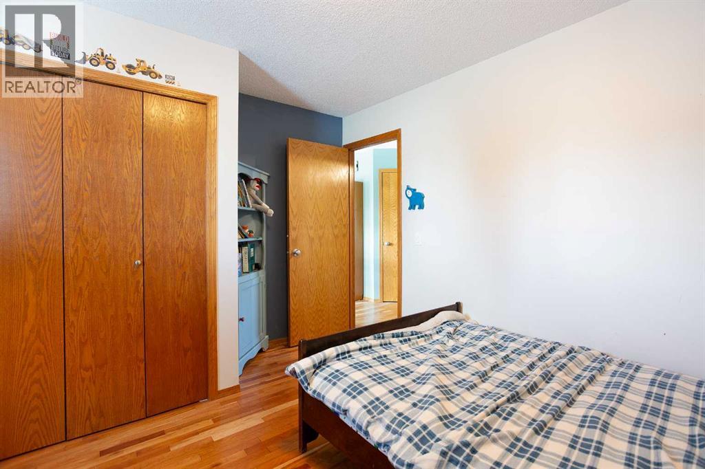 1771 Meadowbrook Drive Se, Airdrie, Alberta  T4A 2A4 - Photo 12 - A2306371