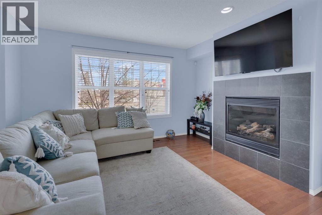 273 Eversyde Boulevard Sw, Calgary, Alberta  T2Y 0B2 - Photo 3 - A2306991