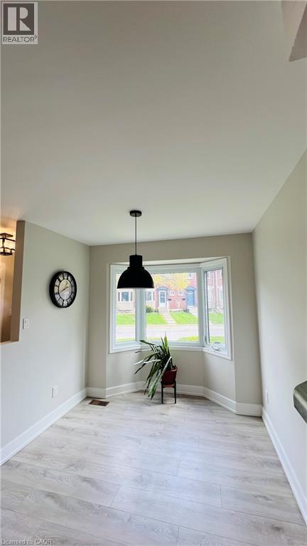 149 Brantwood Park Road Unit# B, Brantford, Ontario  N3P 1X9 - Photo 8 - 40824231