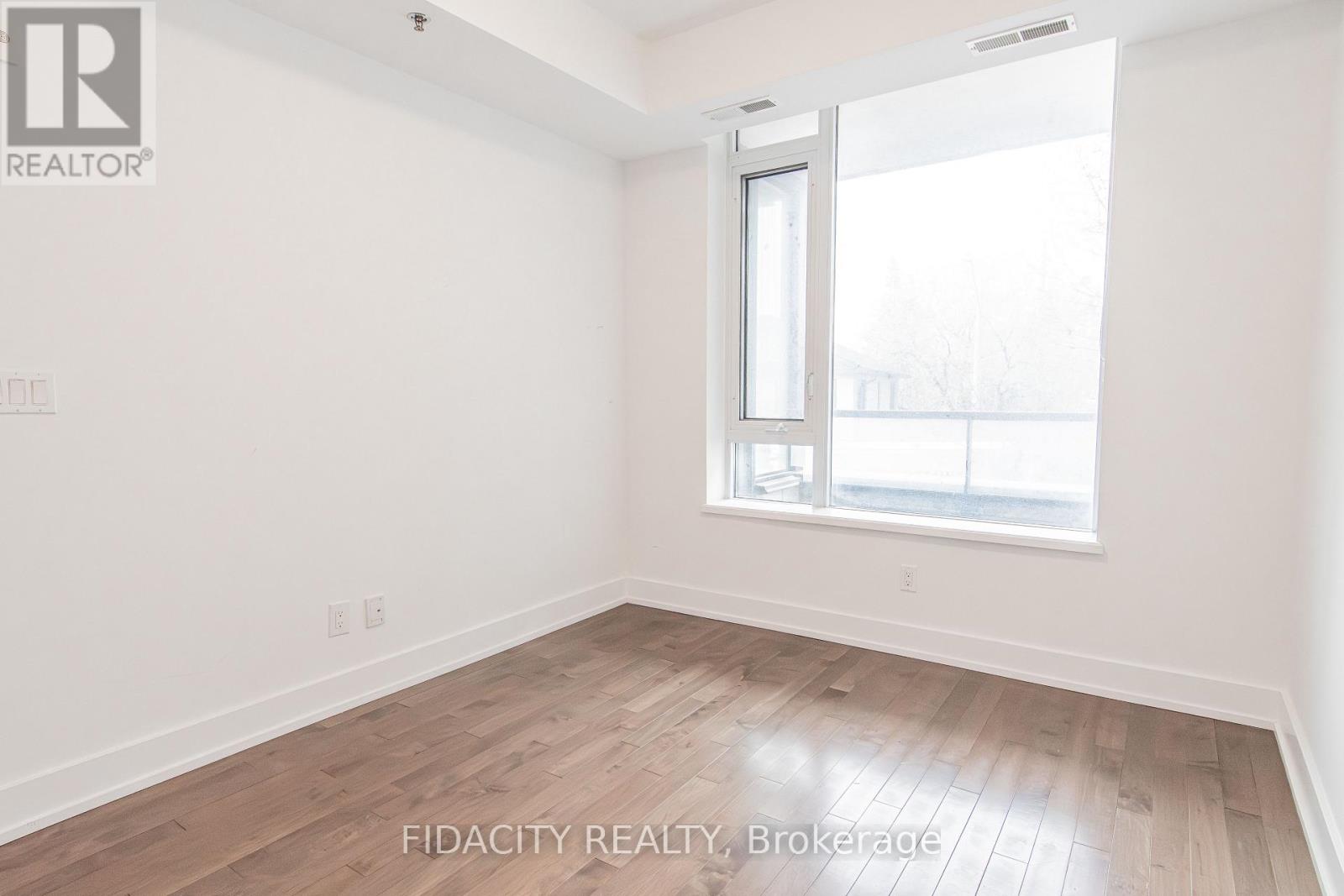 201 - 360 Patricia Avenue, Ottawa, Ontario  K1Z 0A8 - Photo 10 - X13076096