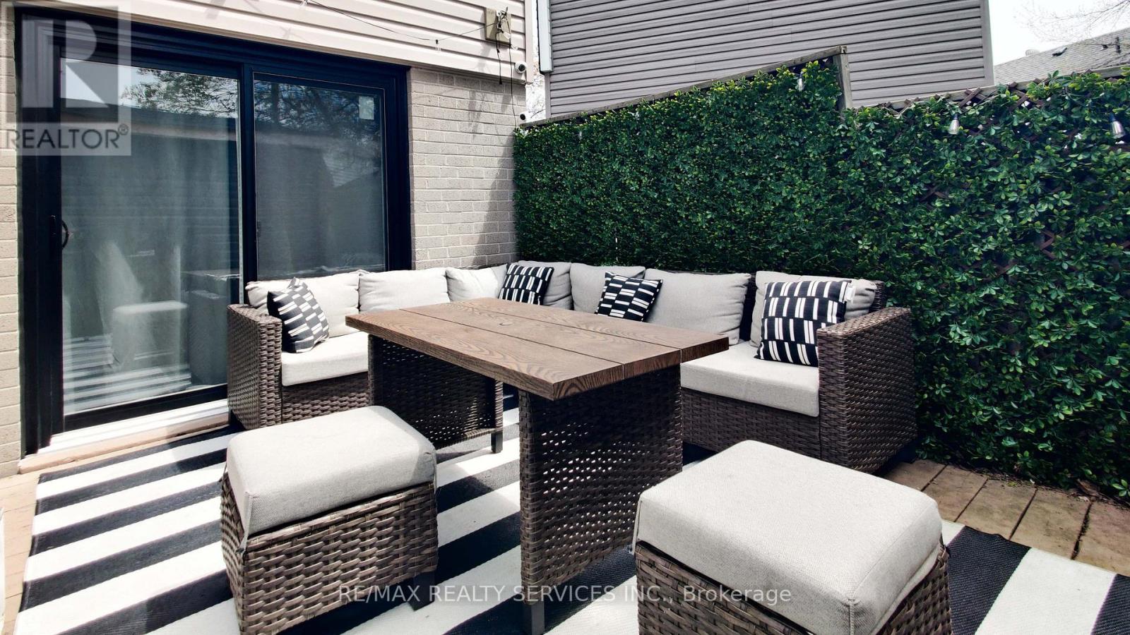30 Haley Court, Brampton, Ontario  L6S 1N6 - Photo 40 - W12800652